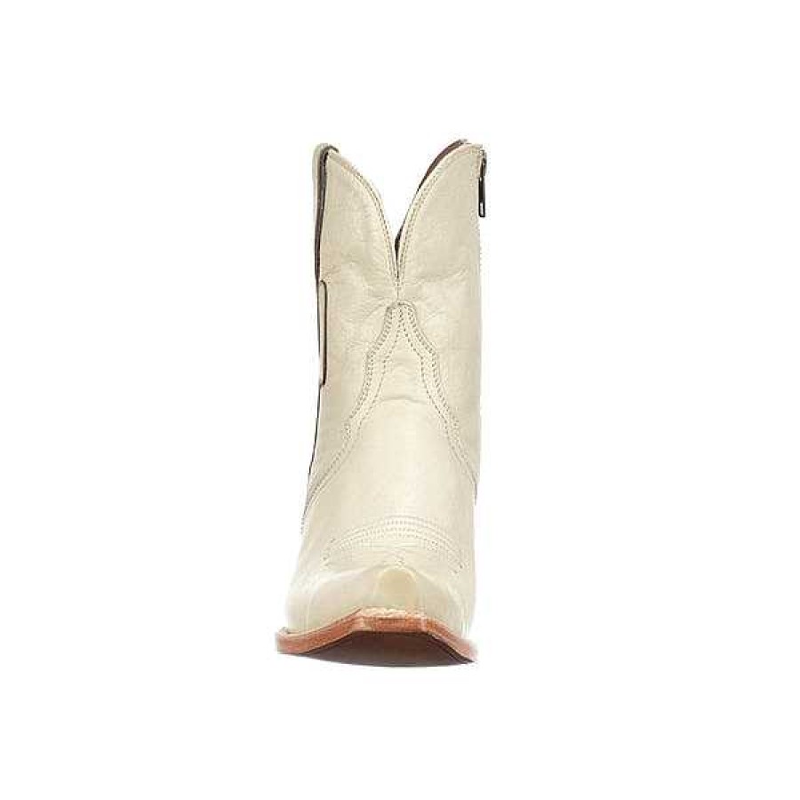 Women Lucchese | April