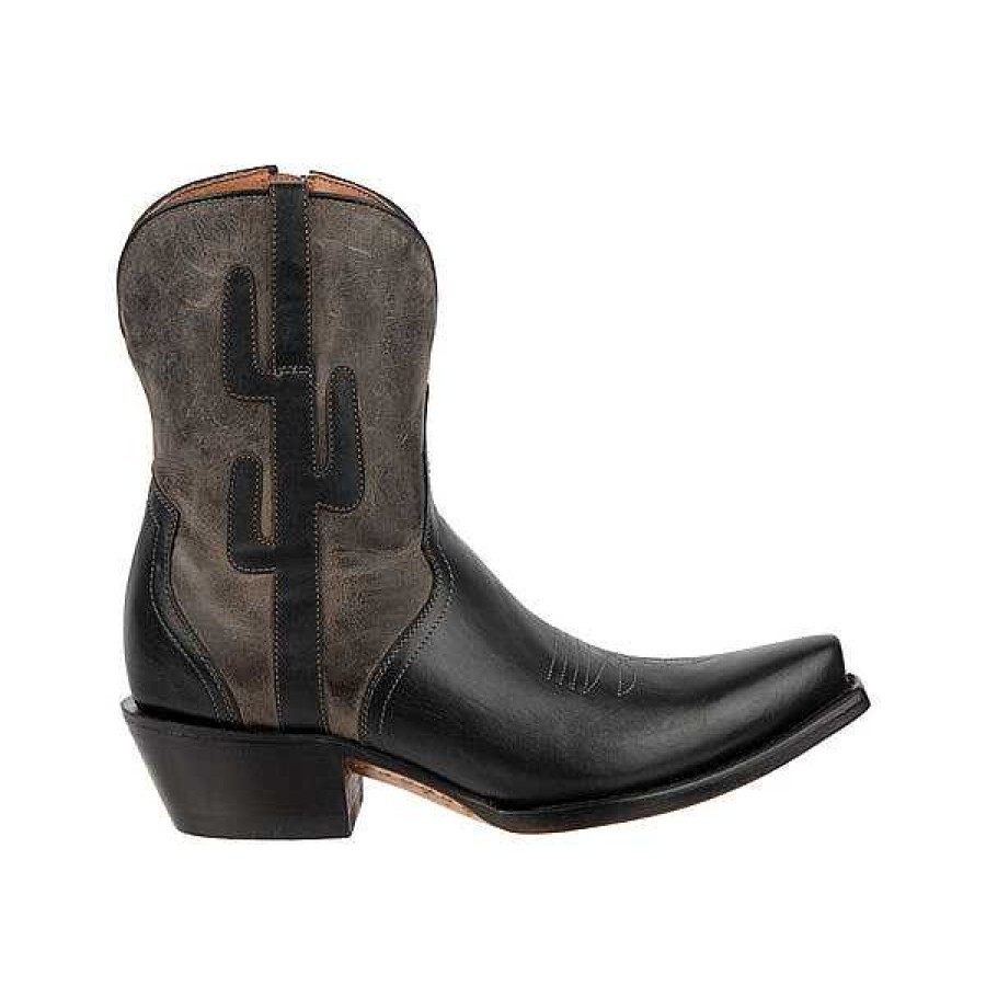 Women Lucchese | April